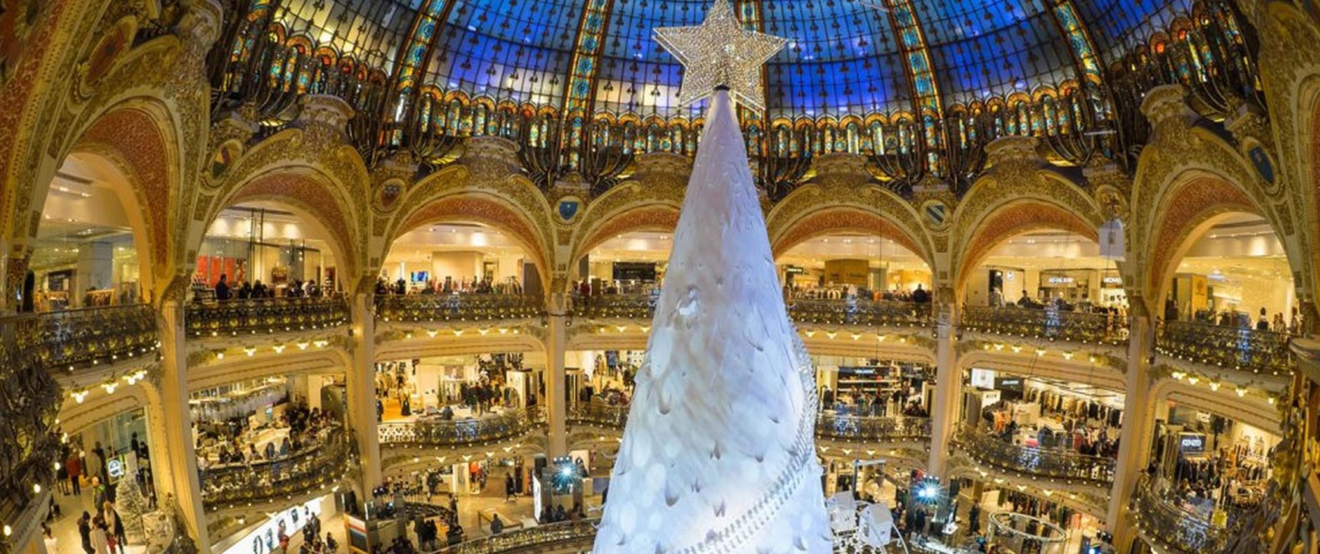 christmas-illuminations-experience-paris