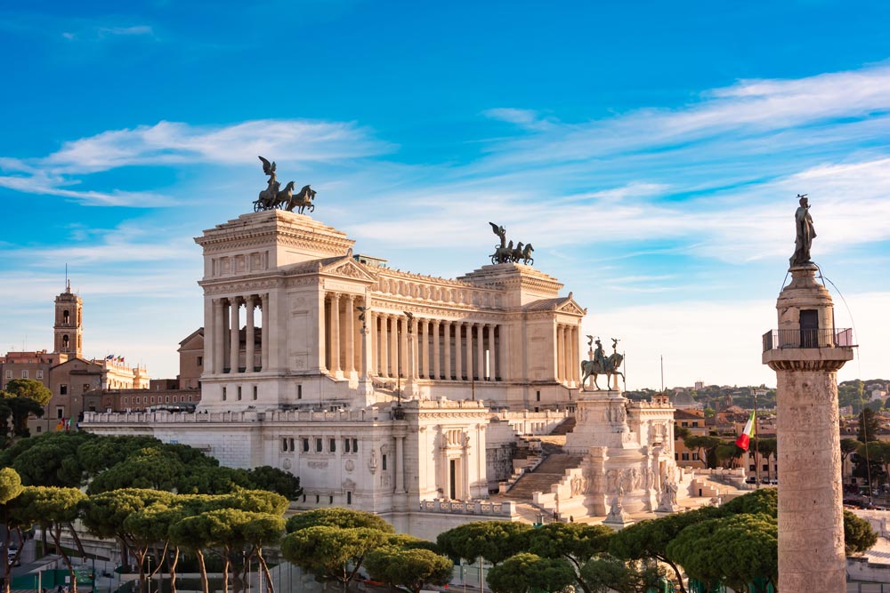 Rome's highlights by Golf Cart with Panoramic View Teens Tour