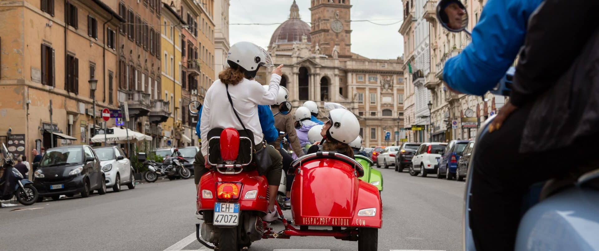 vespa-sidecar-tour-of-rome-private-tour