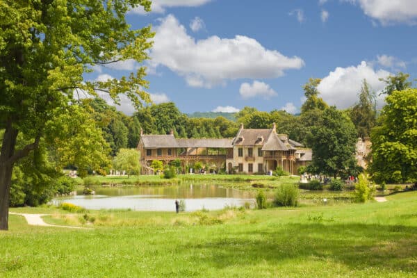 versailles-full-day-family-tour-marie-antoinette-hamlet